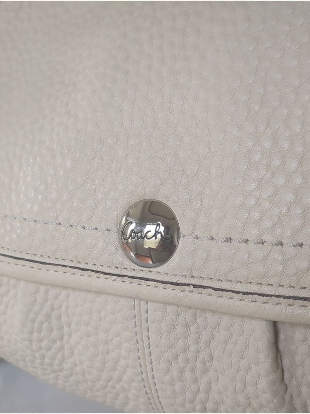 Coach Soho Pleated Flap Shoulder Bag – Style F13729 - Picture 4 of 13
